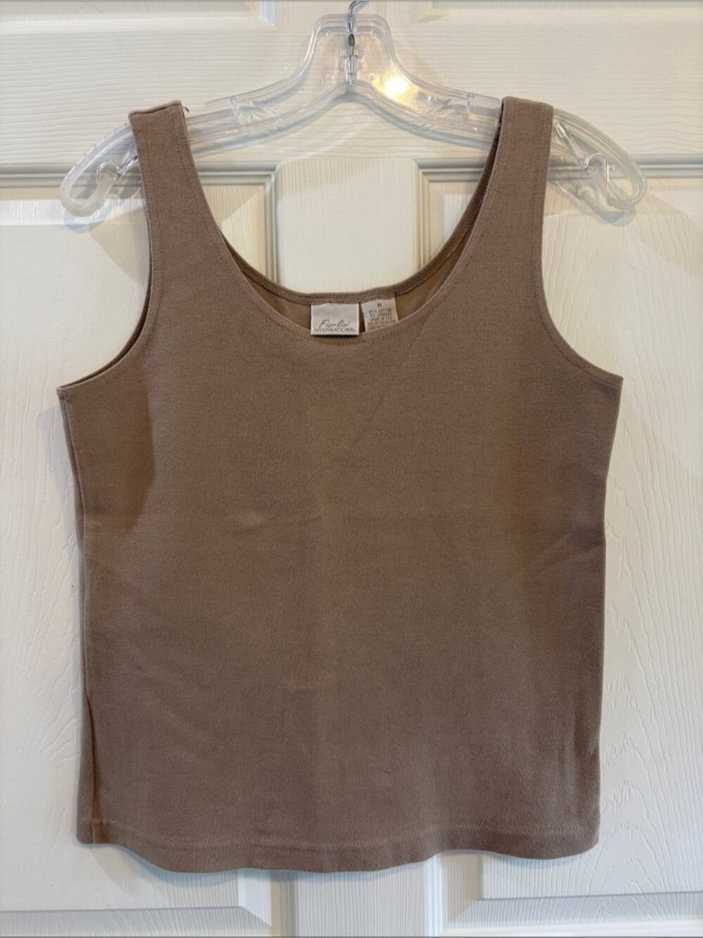 Women's Scoop Neck Tank Top in Taupe